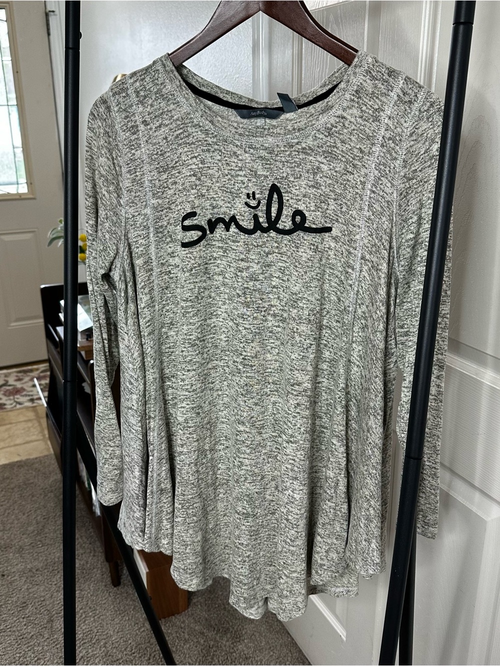 AnyBody Gray Marled 'Smile' Long Sleeve Tunic 🛞